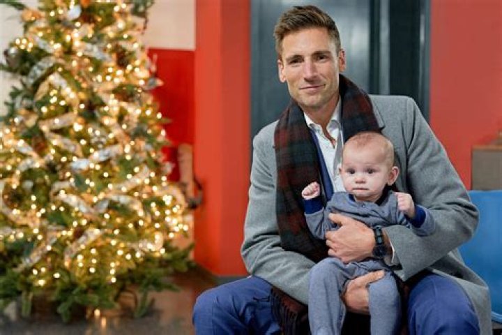 Exploring The Charismatic Journey Of Actor Andrew Walker