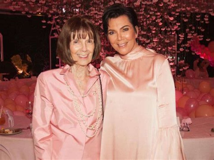 Kris Jenner's Mom Name: Unraveling The Family Legacy