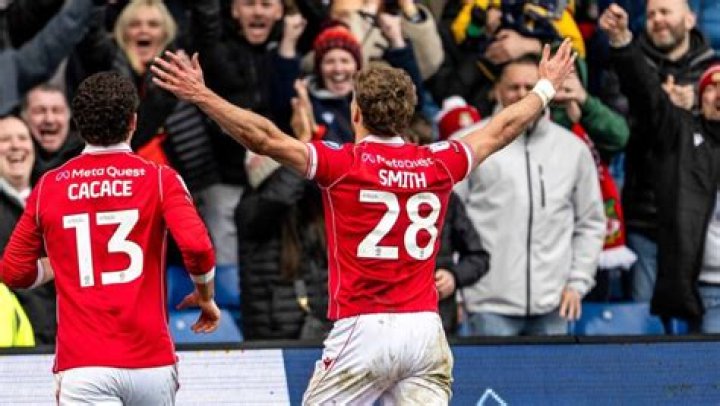Unveiling Phil Parkinson's Salary Before Wrexham: A Deep Dive Into His Career