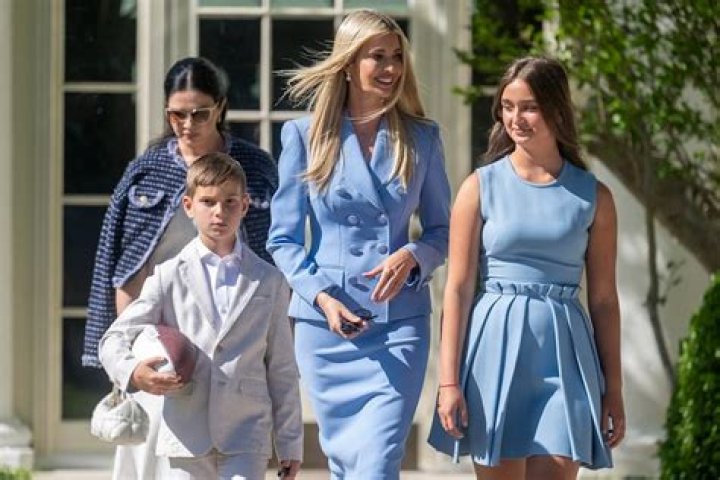 Unveiling The Dimensions: The Height Of Ivanka Trump